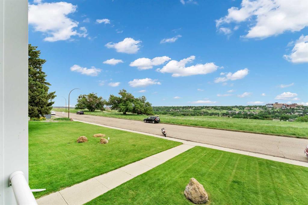 Picture for 6, 512 McCutcheon Drive NW