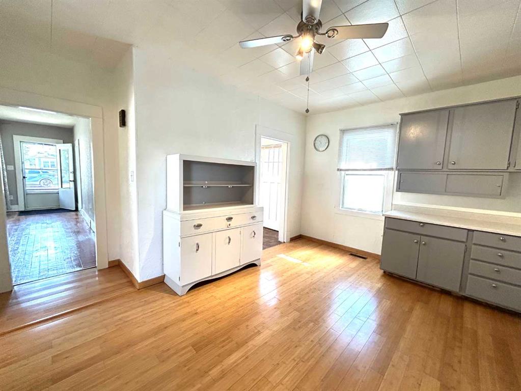 Picture for 1111 Braemar Street SE