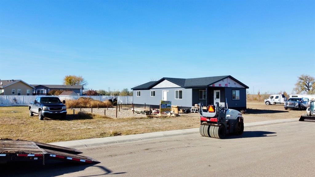 Picture for 323 20 Street E