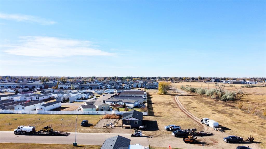 Picture for 323 20 Street E