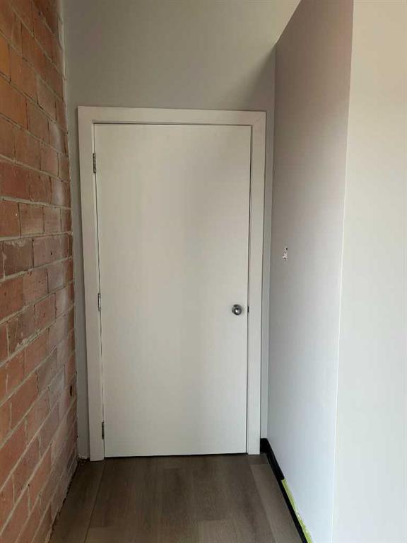 Picture for 2, 2404 2 Avenue N