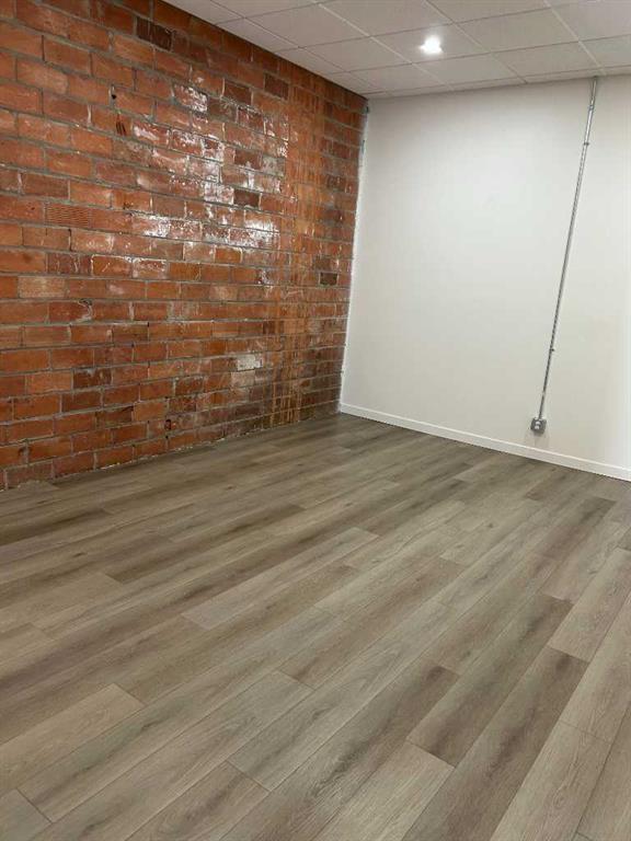 Picture for 2, 2404 2 Avenue N