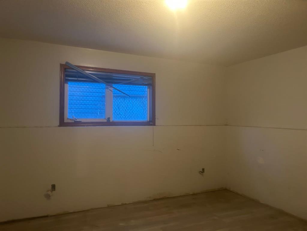 Picture for 821 Bankview Drive 