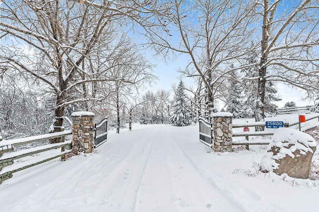 Picture for 258100 16 Street E