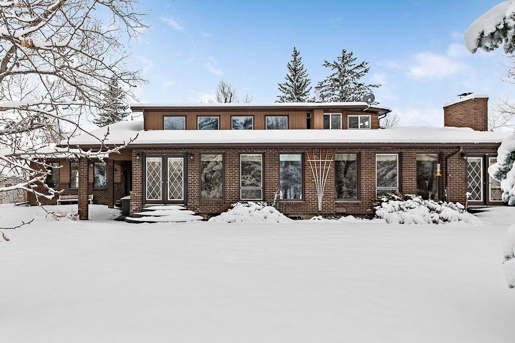 Picture for 258100 16 Street E