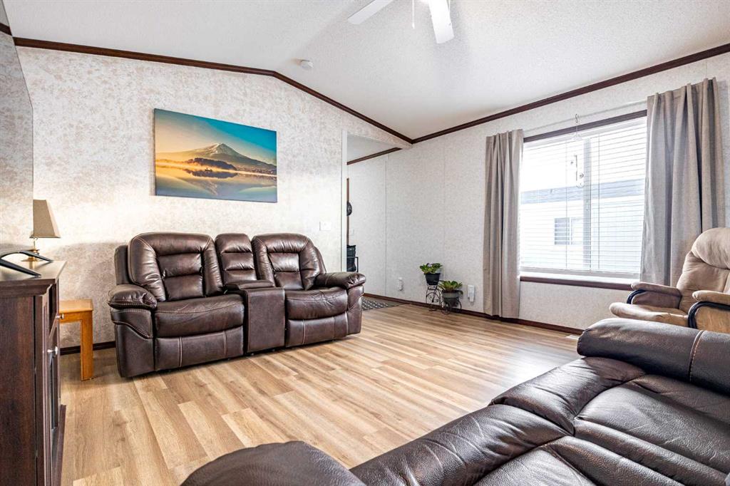 Picture for 37 Maple Drive 