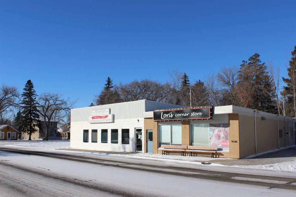 Picture for 135 Young Road S