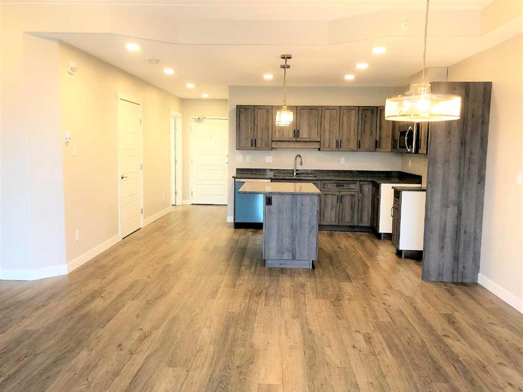 Picture for 205, 499 Meadow Lake Court  E