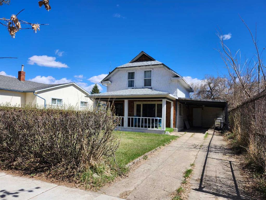 Picture for 274 3 Street W