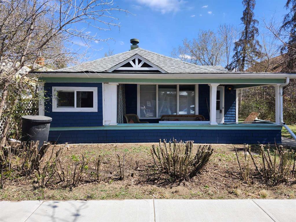 Picture for 148 3 Street W