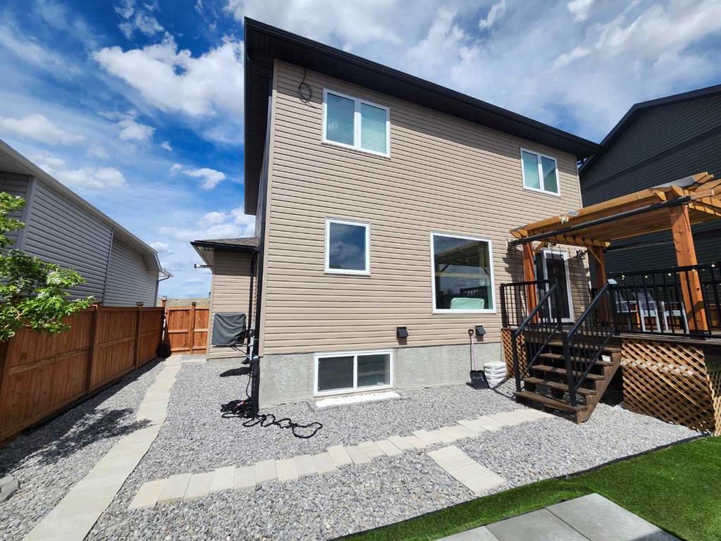 Picture for 153 10 Avenue 