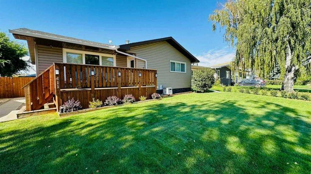 Picture for 411 8 Street E  