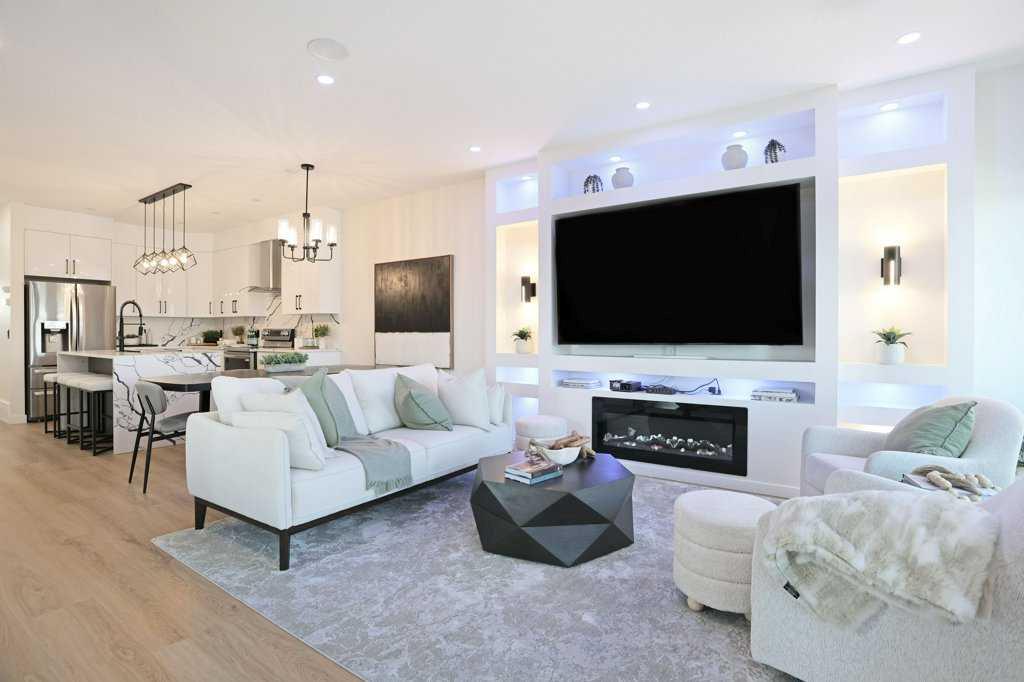 Picture for 412A Meadowbrook Drive E