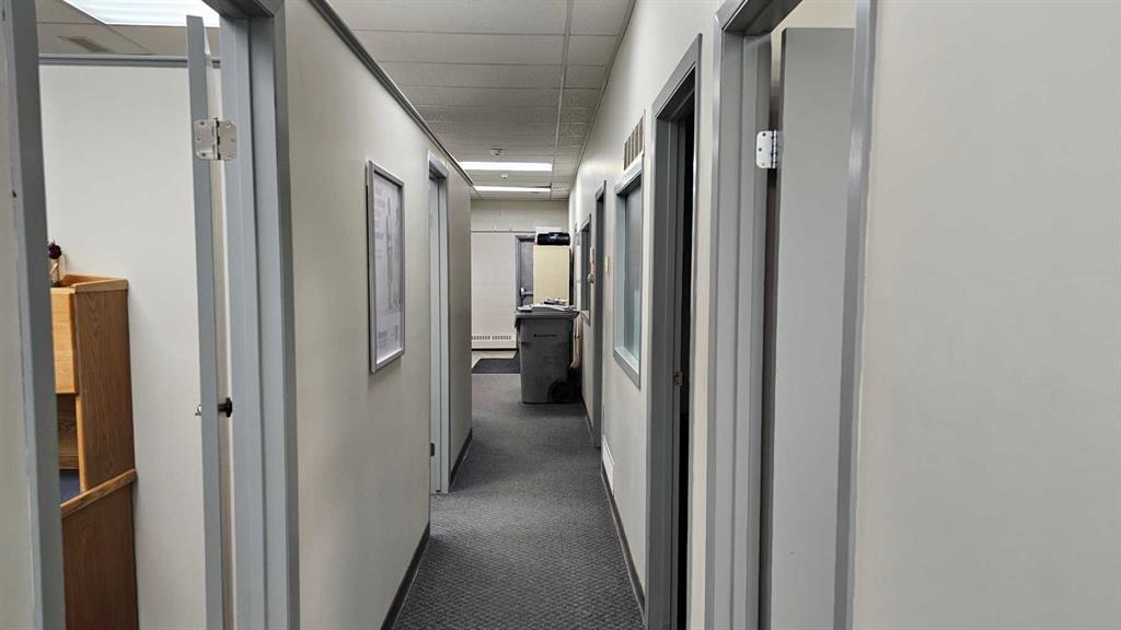 Picture for 5016 Victoria Avenue 