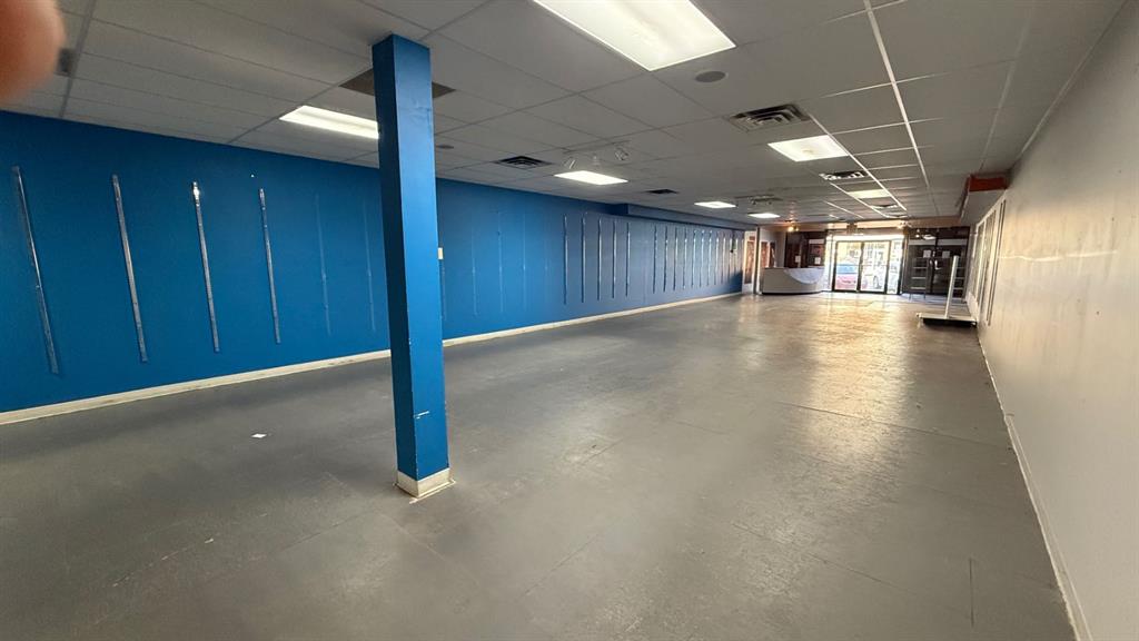 Picture for 323 5 Street S