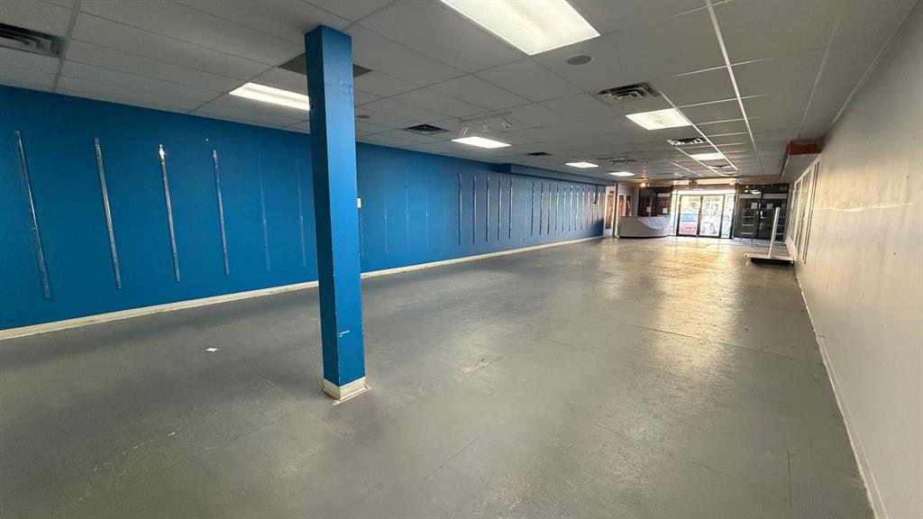 Picture for 323 5 Street S