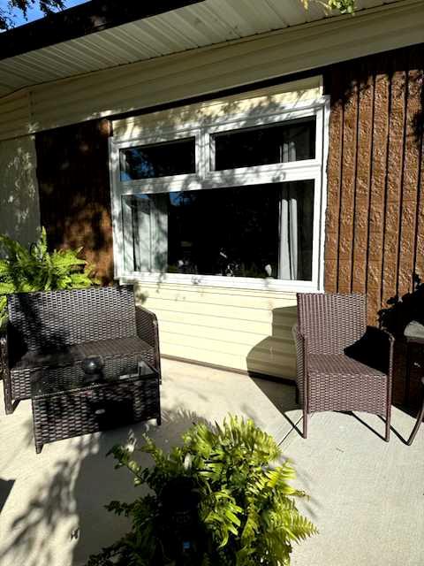 Picture for 204B 9 Avenue SE