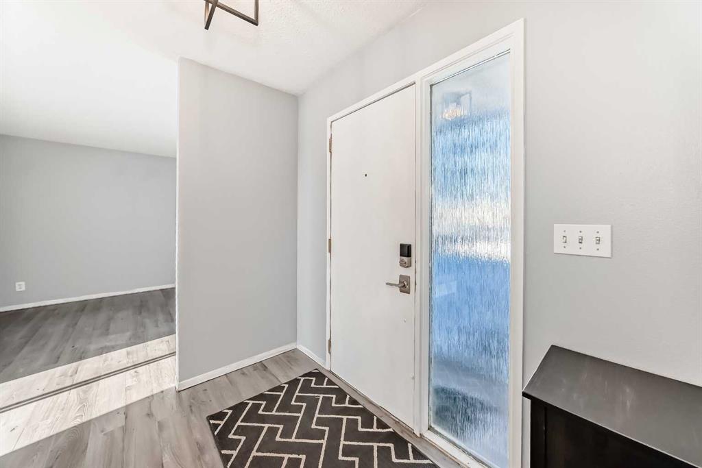 Picture for 20, 123 Queensland Drive SE