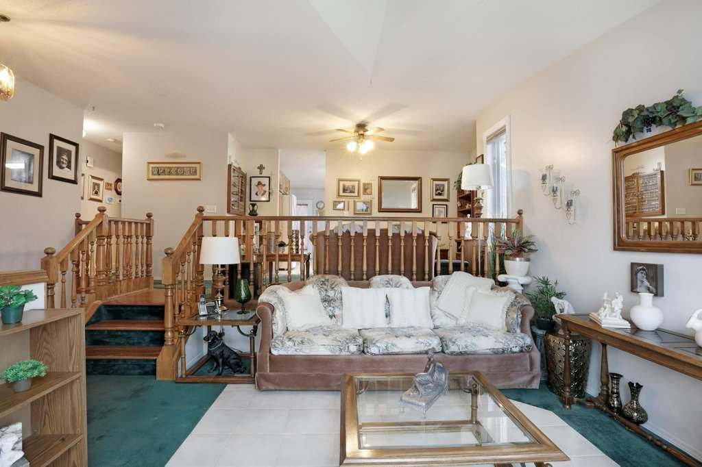 Picture for 28 Parkland Place E  