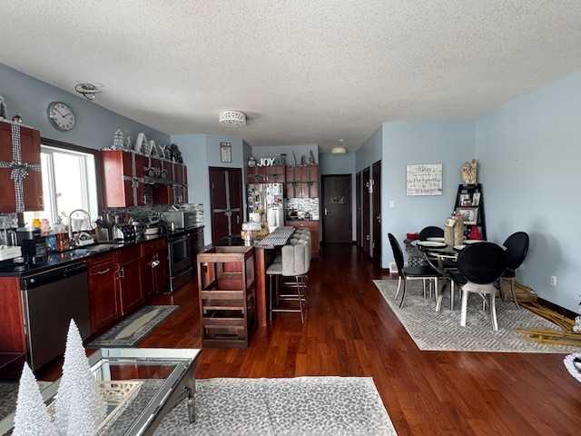 Picture for 307 17 Street E