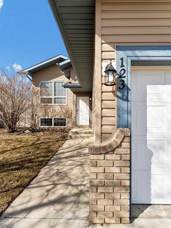 Picture for 123 Upland Road W