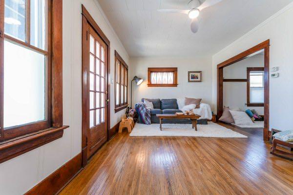 Picture for 618 5 Street E