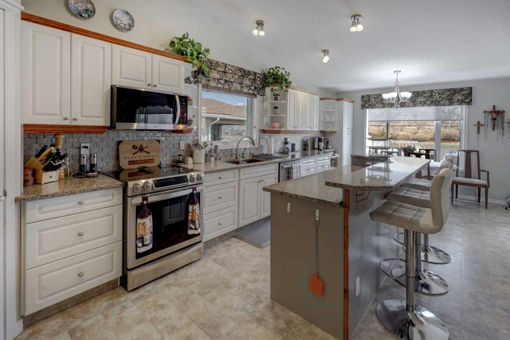 Picture for 24 Willow Point  