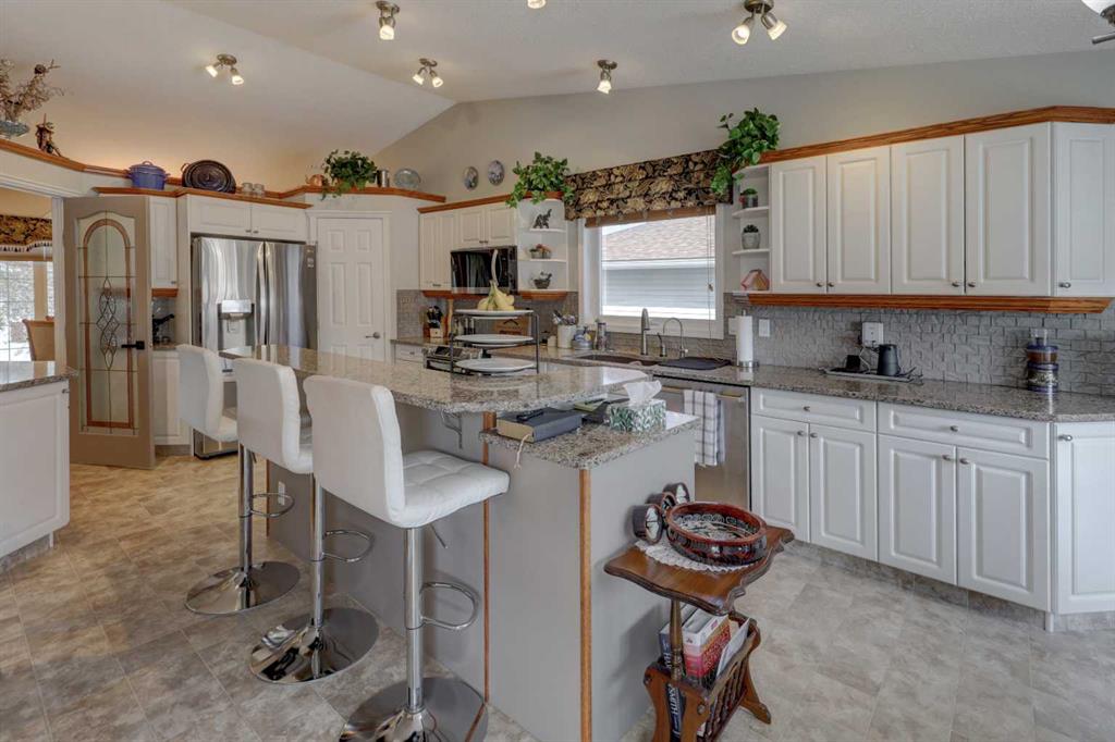 Picture for 24 Willow Point  