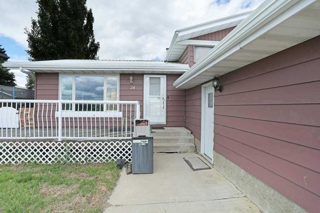 Picture for 24 Lake Stafford Drive E