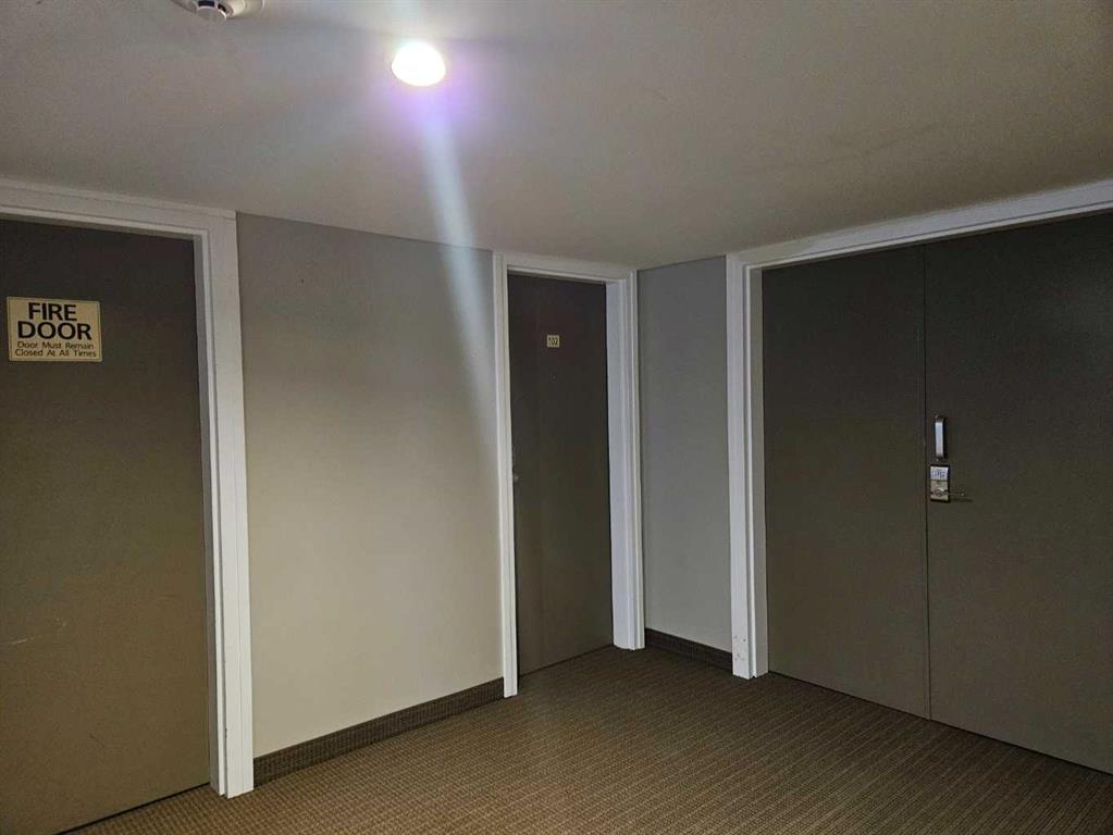 Picture for 102, 6108 53 Street 