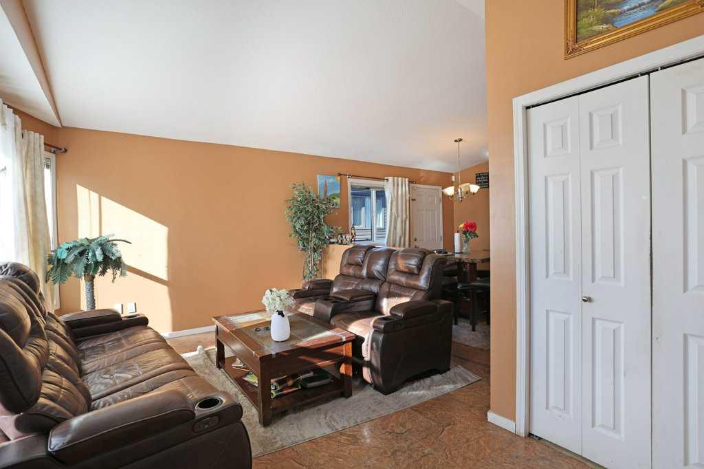 Picture for 1620 2nd Avenue E