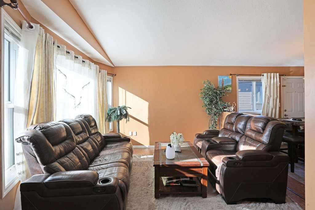 Picture for 1620 2nd Avenue E