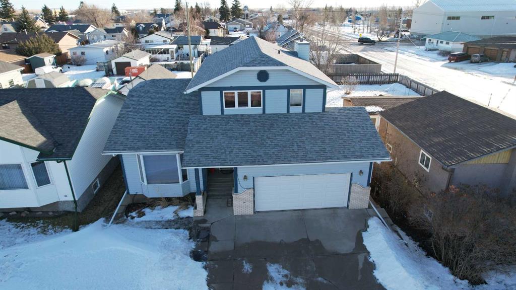 Picture for 317 6 Avenue W