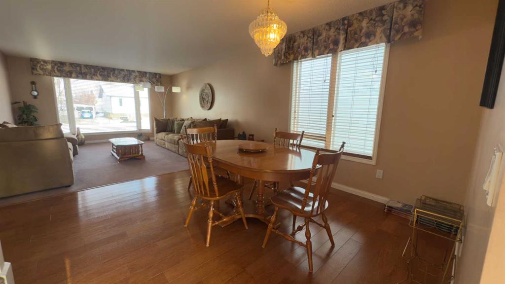 Picture for 317 6 Avenue W