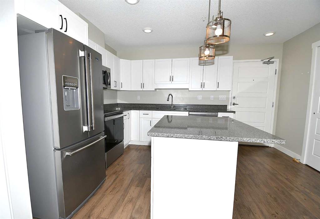 Picture for 306, 499 Meadow Lake Court 