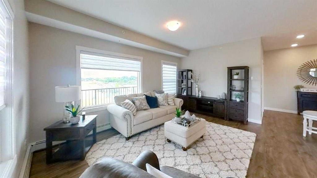 Picture for 201, 499 Meadow Lake Court  E