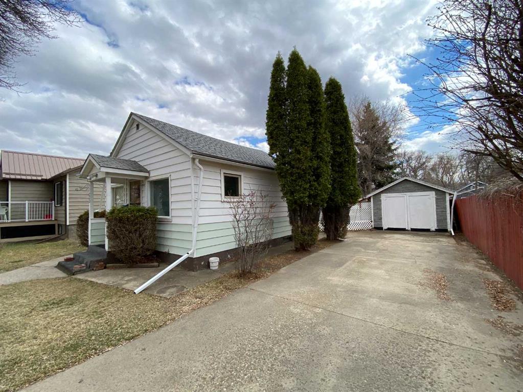 Picture for 65 3 Street NW