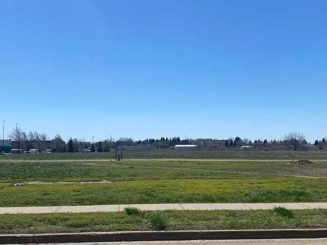 Picture for 113 Upland Boulevard W