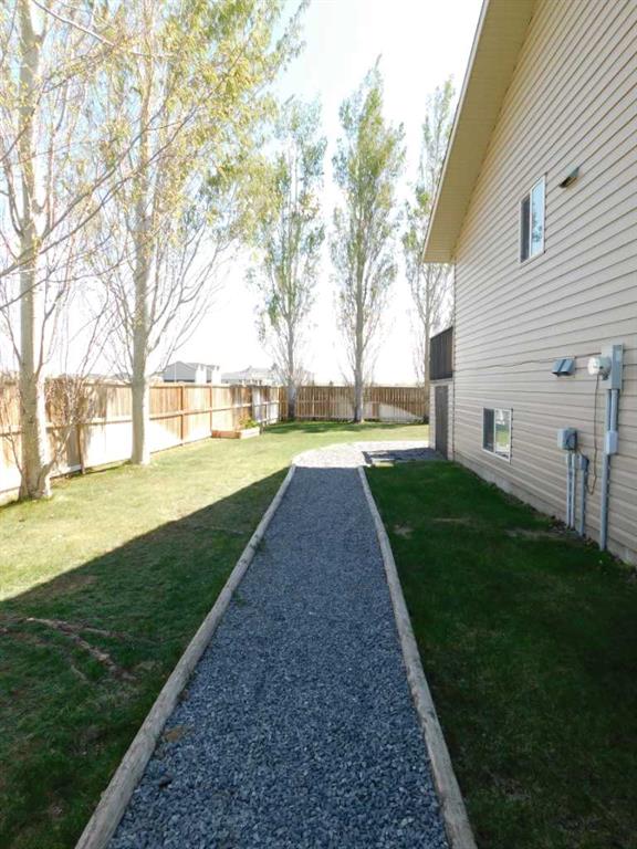 Picture for 136 Meadowbrook Drive E