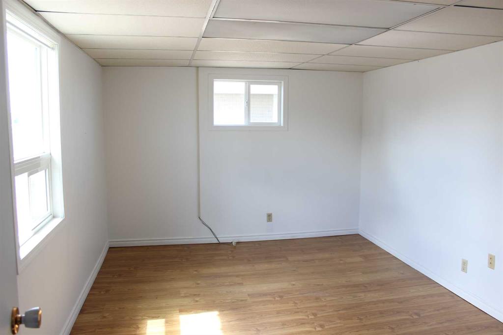 Picture for 143078 15 Avenue W