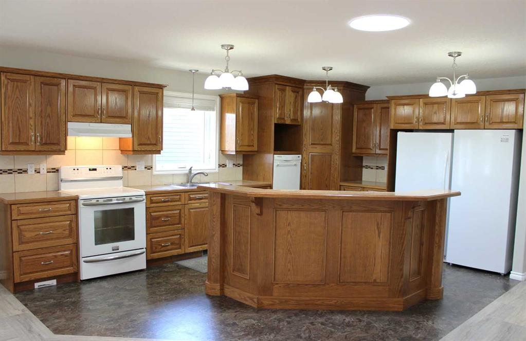Picture for 8 South Shore Close E