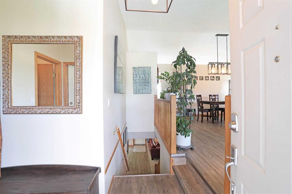 Picture for 64 Prairie Meadows Road W