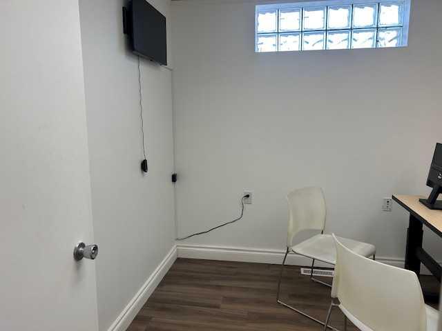 Picture for 6, 440 2 Street W