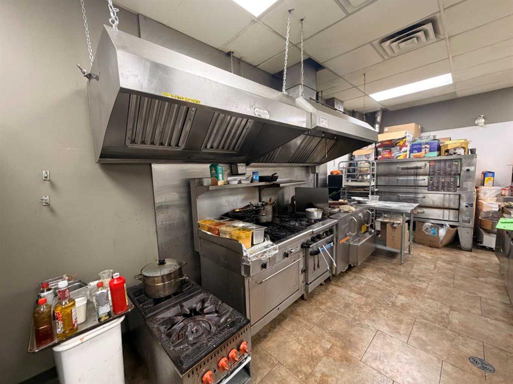 Picture for 2741 17 Avenue SW