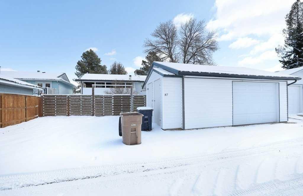 Picture for 87 Dr. Anderson Park Street E