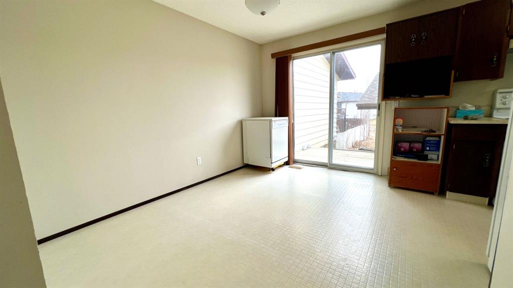 Picture for 177 Shacker Cres  