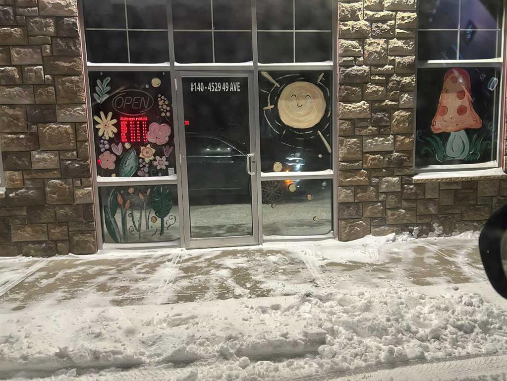 Picture for 140, 4529 49 Avenue  