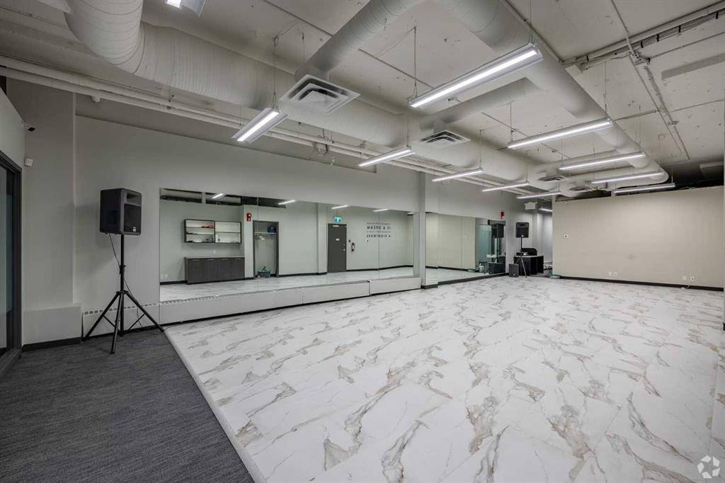 Picture for 110, 1121 Centre Street NW