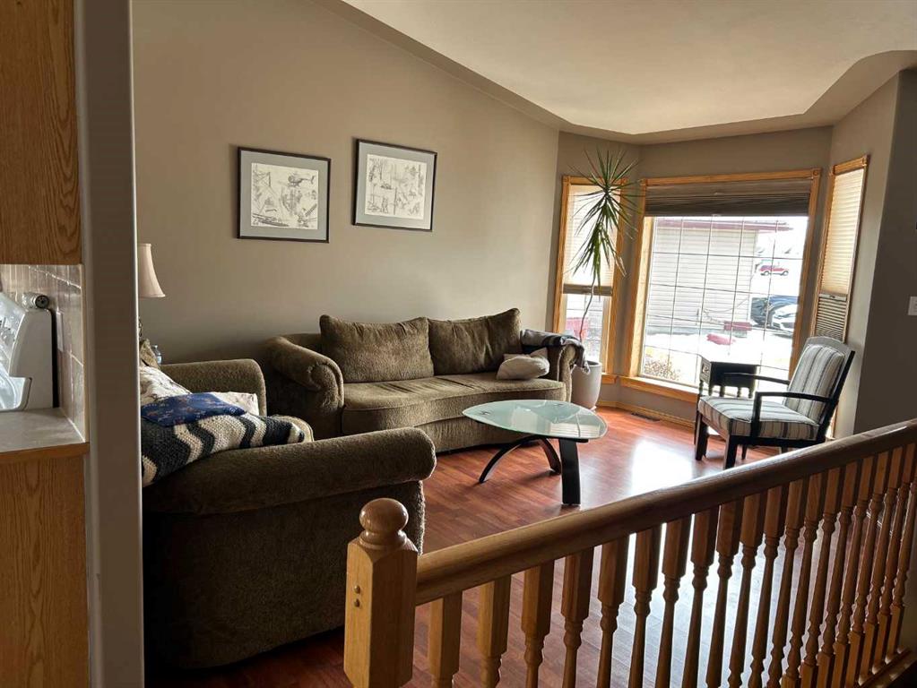 Picture for 12 Pleasant Park Court W