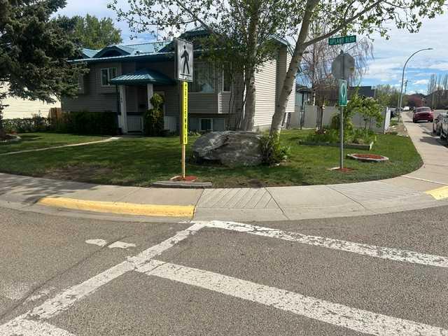 Picture for 144 Upland Boulevard W